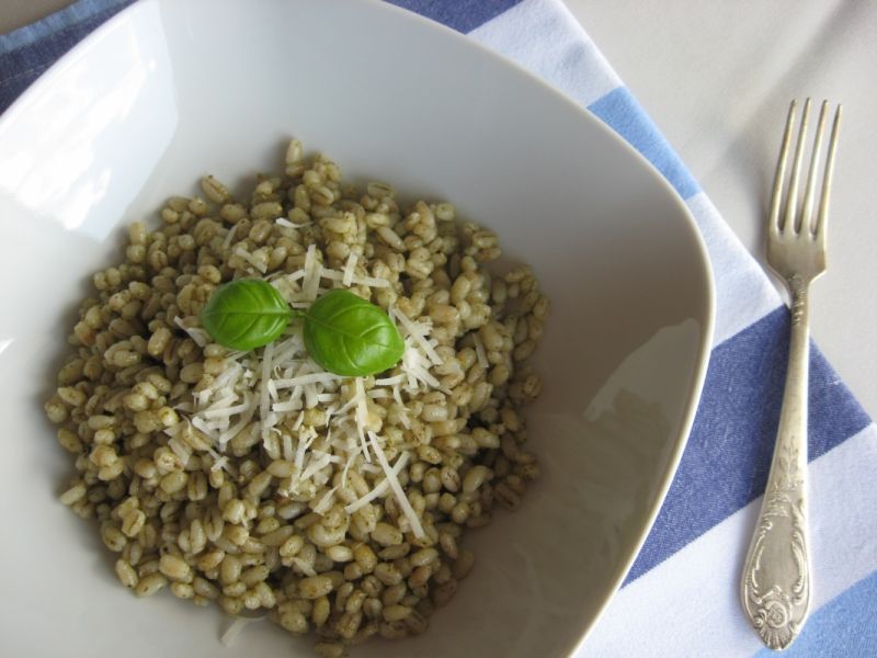 Pęczak z pietruszkowym pesto  Pęczak z pietruszkowym pesto
