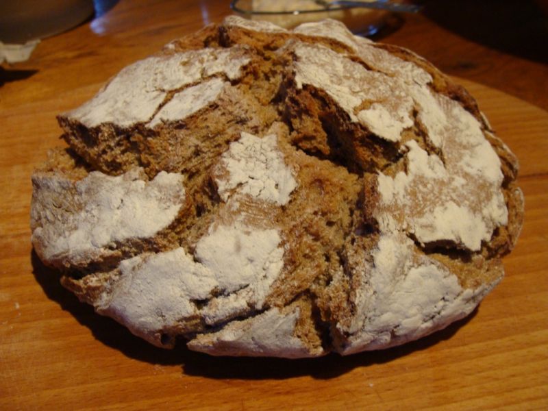 Pękaty chlebek na sodzie