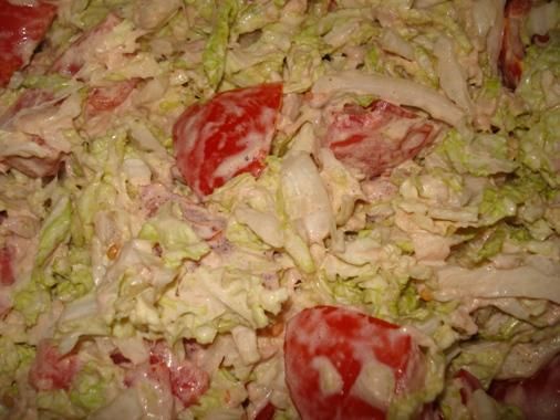 Pekinka z tuńczykiem