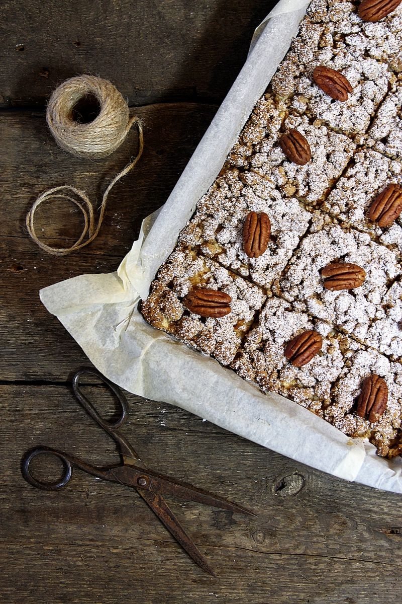 Pełnoziarnista orzechowa szarlotka 