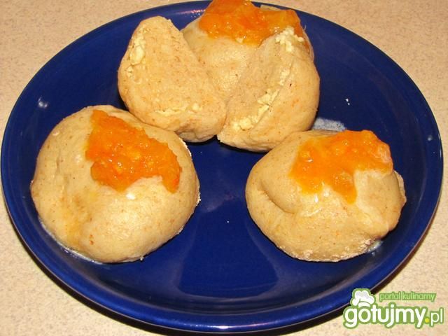 Pełnoziarniste kluski na parze z serem Pełnoziarniste kluski na parze z serem