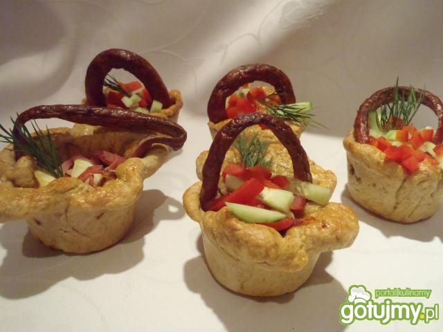 Pełnoziarniste koszyczki śniadaniowe Pełnoziarniste koszyczki śniadaniowe