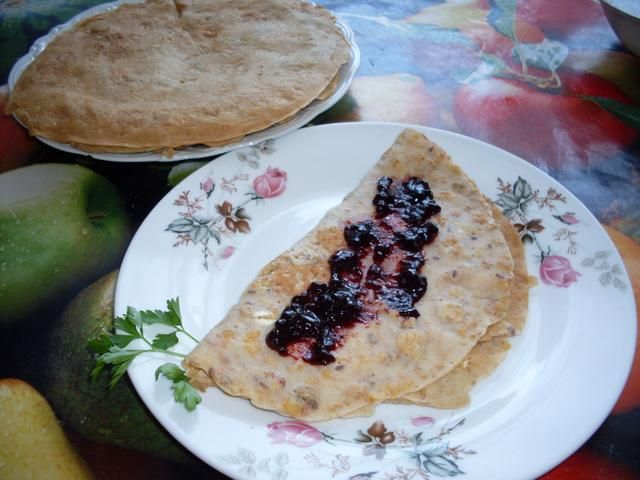 Pełnoziarniste naleśniki z niespodzianką Pełnoziarniste naleśniki z niespodzianką