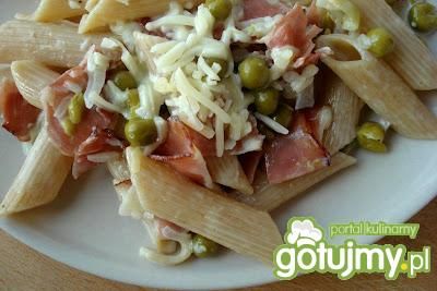 Penne po włosku z groszkiem  Penne po włosku z groszkiem