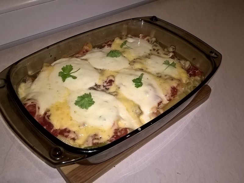 Penne w pomidorach zapiekane z mozarellą Penne w pomidorach zapiekane z mozarellą