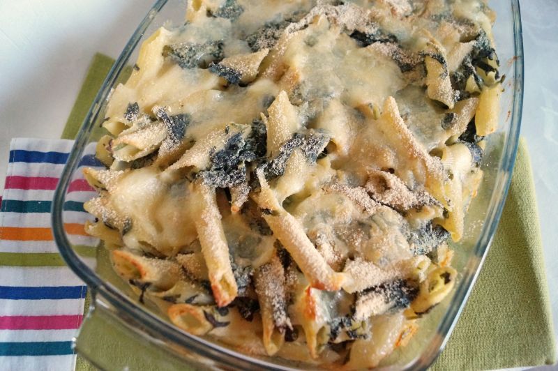 Penne zapiekane ze szpinakiem i ricottą