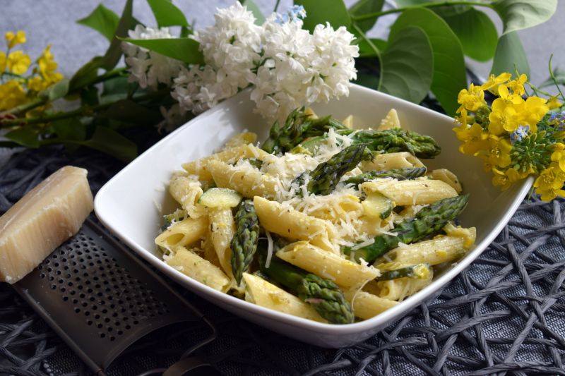 Penne ze szparagami Penne ze szparagami