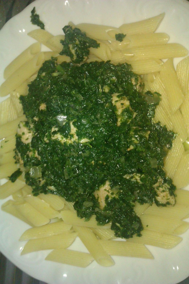 Penne ze szpinakiem i kurczakiem