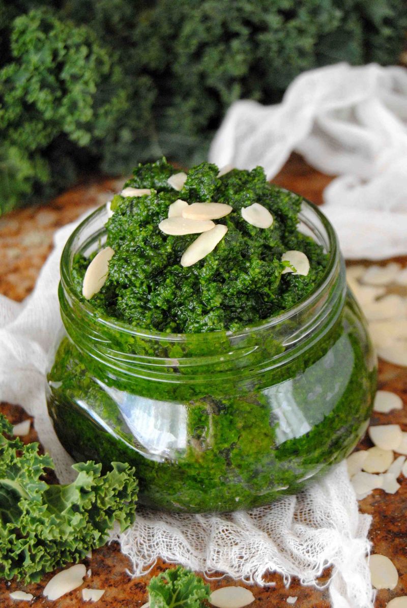 Pesto z jarmużu Pesto z jarmużu