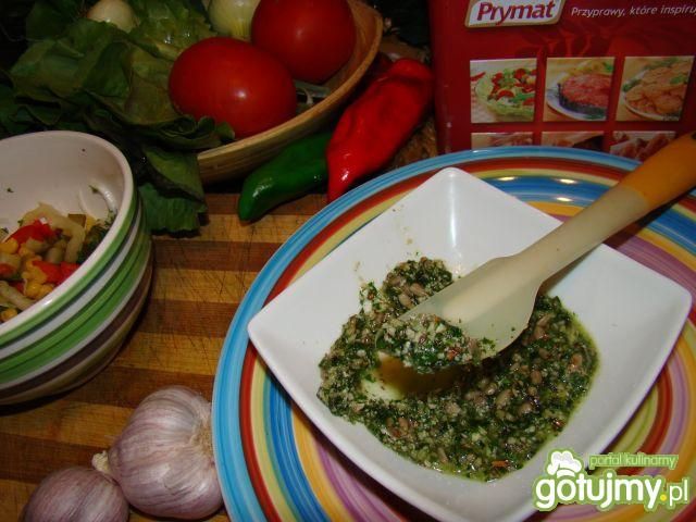Pesto z pietruszki z słonecznikiem  Pesto z pietruszki z słonecznikiem