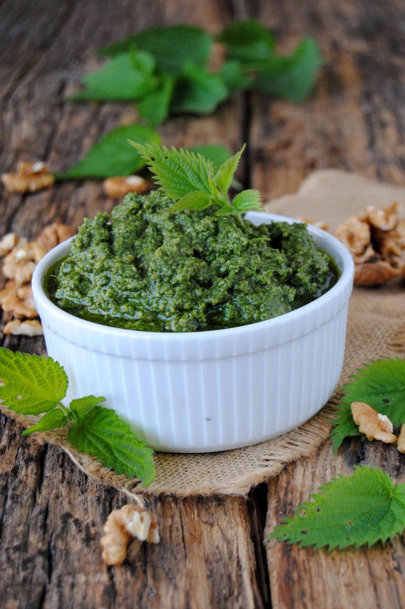 Pesto z pokrzywy Pesto z pokrzywy