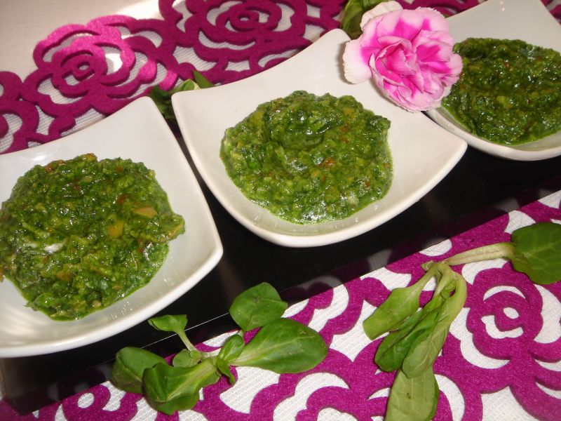 Pesto z roszponki i oliwek Pesto z roszponki i oliwek