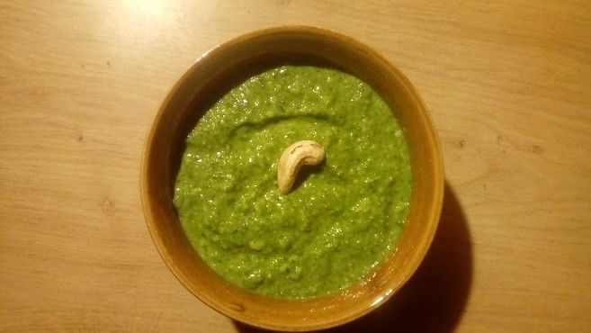 Pesto ze szpinaku Pesto ze szpinaku