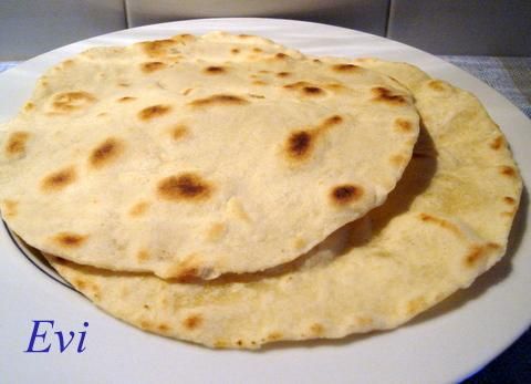 Piadina (tortilla) Piadina (tortilla)