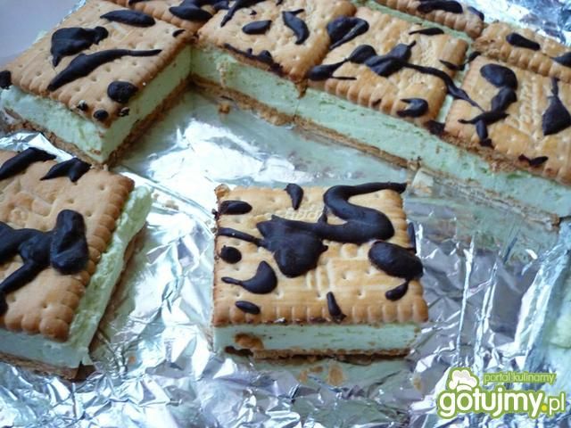 Pianka agrestowa w herbatnikach Pianka agrestowa w herbatnikach