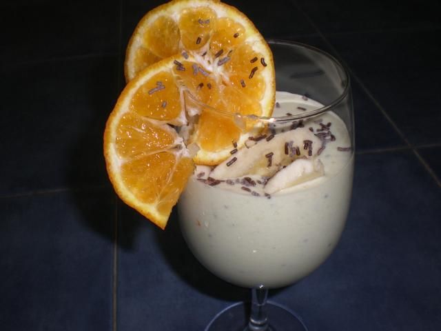 Pianka z kiwi. Pianka z kiwi.