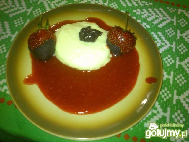 Pianka z musem truskawkowym Mariel Pianka z musem truskawkowym Mariel