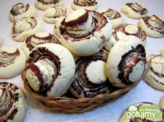 Pieczarki - ciastka z mąki ziemniaczanej Pieczarki - ciastka z mąki ziemniaczanej