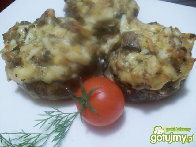 pieczarki faszerowane gotowanym jajkiem