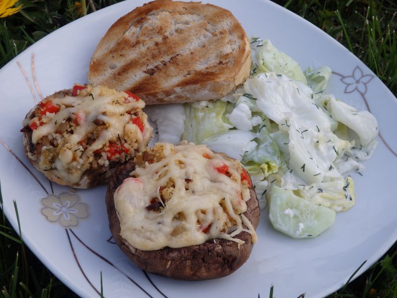 Pieczarki faszerowane kuskusem