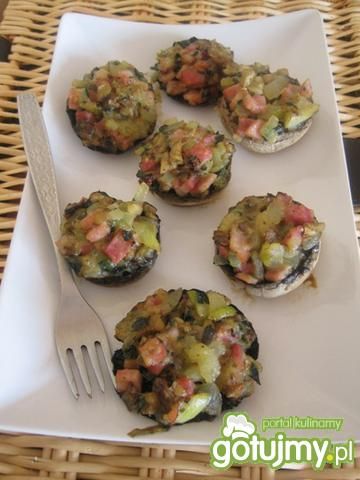 Pieczarki grillowane z szynką Pieczarki grillowane z szynką