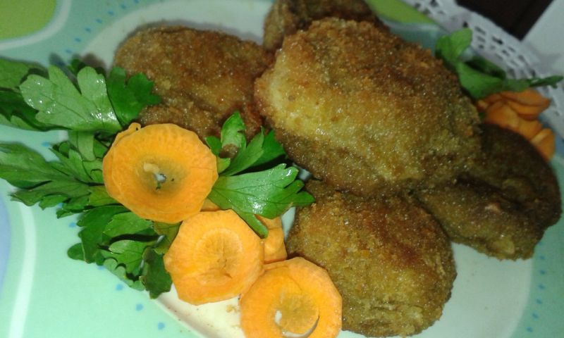 Pieczarki panierowane , smażone a-la kotlety