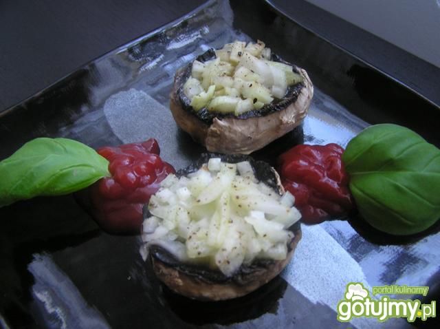 Pieczarki pieczone z cebulką Pieczarki pieczone z cebulką