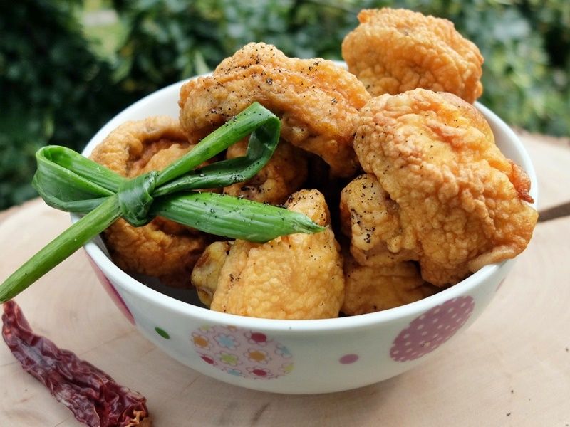 Pieczarki w cieście czosnkowo-paprykowym Pieczarki w cieście czosnkowo-paprykowym