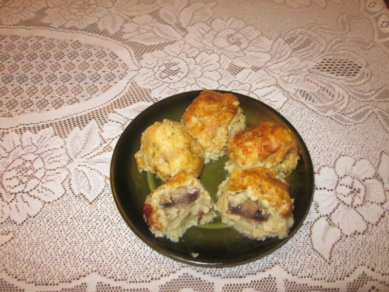 Pieczarki w skorupce ziemniaczanej Pieczarki w skorupce ziemniaczanej