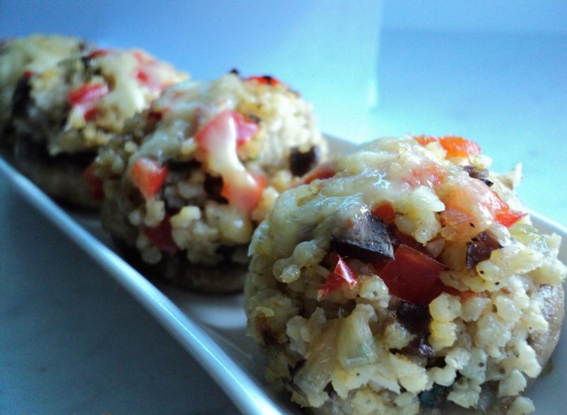 Pieczarki zapiekane z kaszą jaglaną Pieczarki zapiekane z kaszą jaglaną