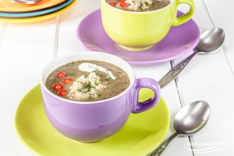 Pieczarkowa zupa-krem z ryżem