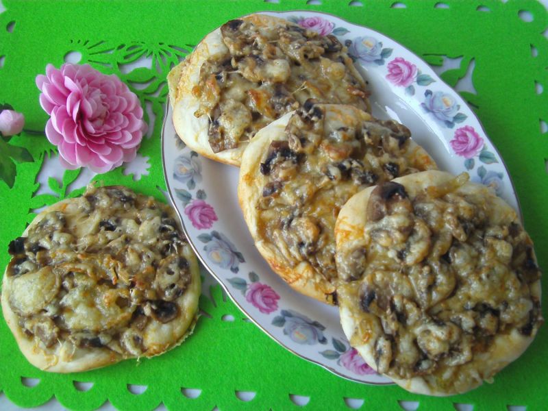 Pieczarkowce z serem