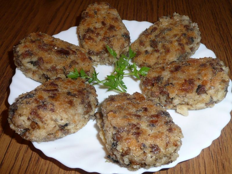 Pieczarkowe kotlety Pieczarkowe kotlety