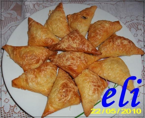 Pieczarkowe trójkąty Eli Pieczarkowe trójkąty Eli