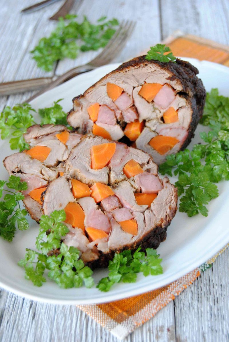 Pieczeń cielęca z marchwią i boczkiem