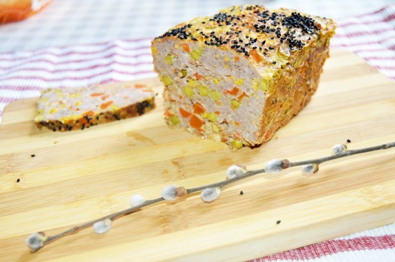 Pieczeń indycza z warzywami