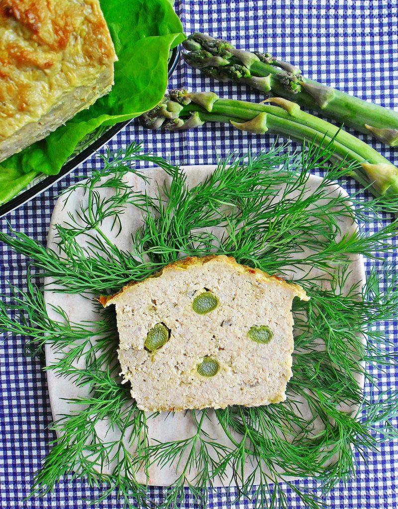 Pieczeń rzymska ze szparagami  Pieczeń rzymska ze szparagami
