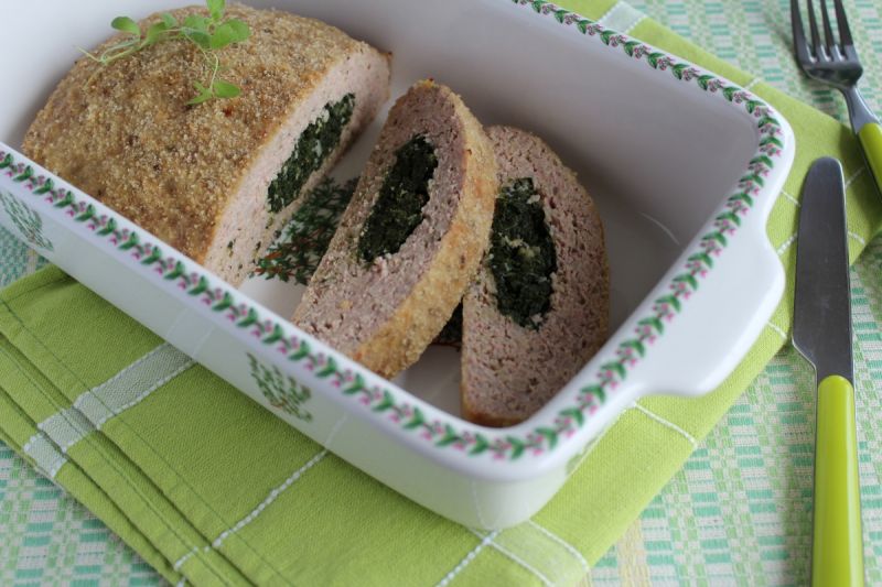 Pieczeń z indyka z kaszą jaglaną i szpinakiem Pieczeń z indyka z kaszą jaglaną i szpinakiem