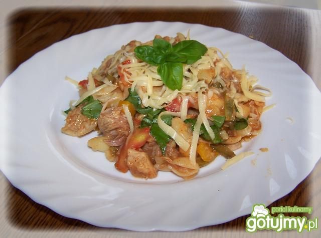 Pieczeń z makaronem