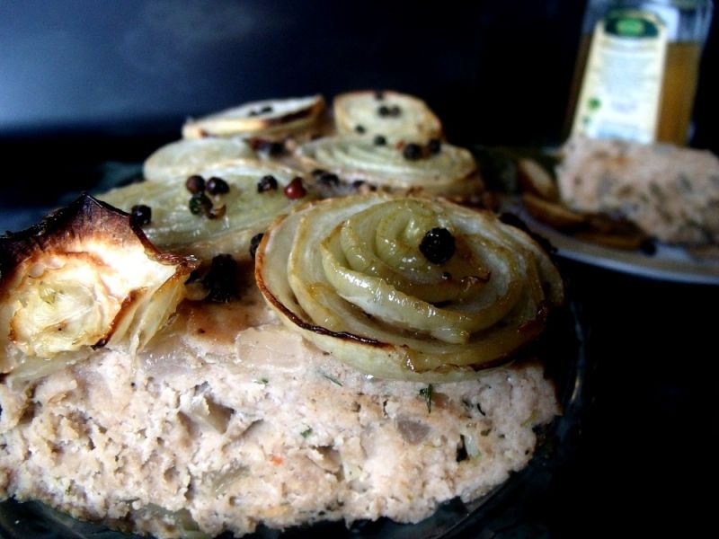 Pieczeń z pieczarkami bez jajek