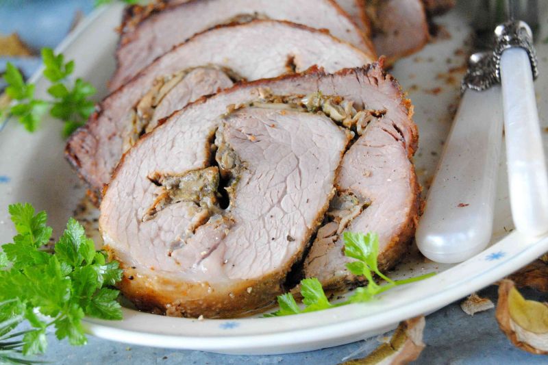 Pieczeń z suszonymi grzybami