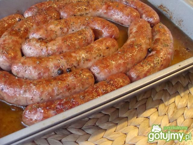 Pieczona kiełbasa  Pieczona kiełbasa