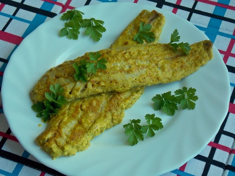 Pieczona miruna w sosie curry Pieczona miruna w sosie curry