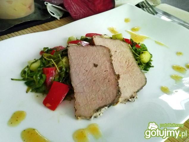 Pieczona polędwica pod pierzynką