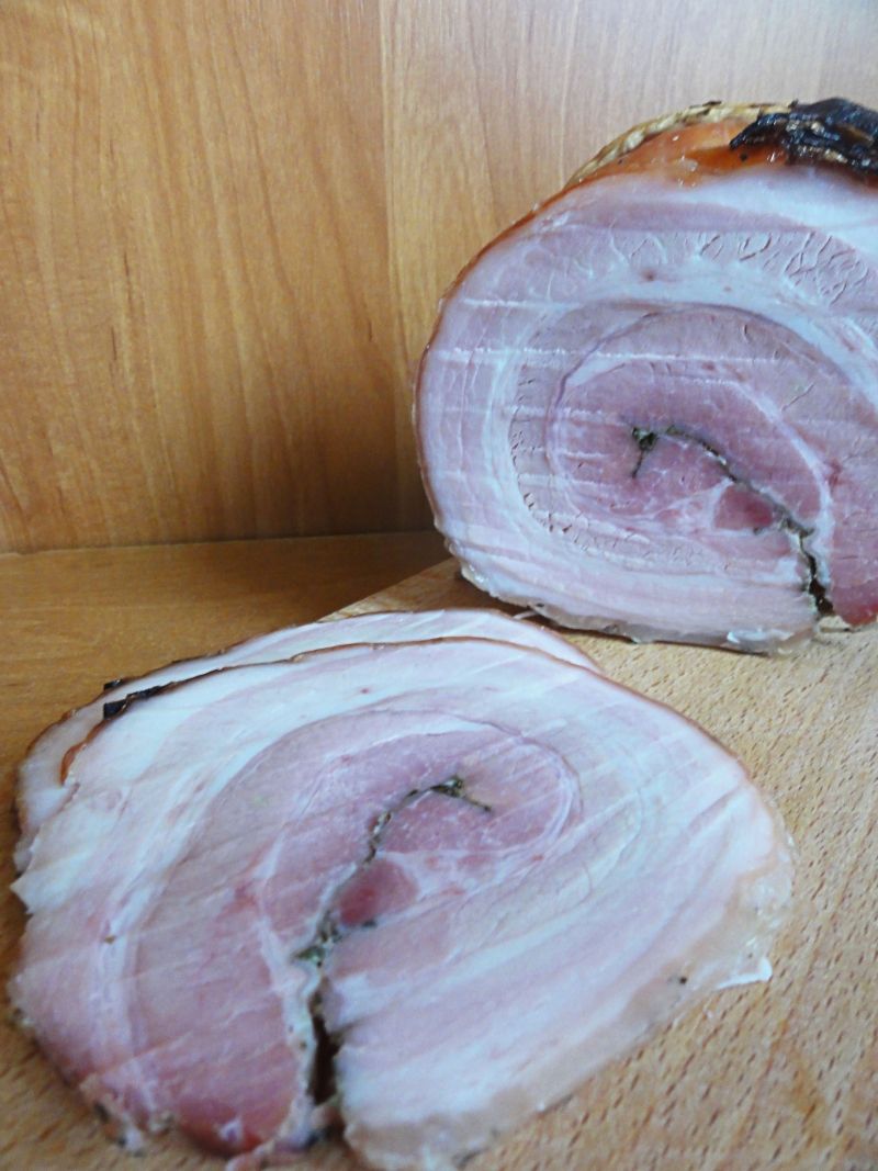 Pieczona rolada boczkowa