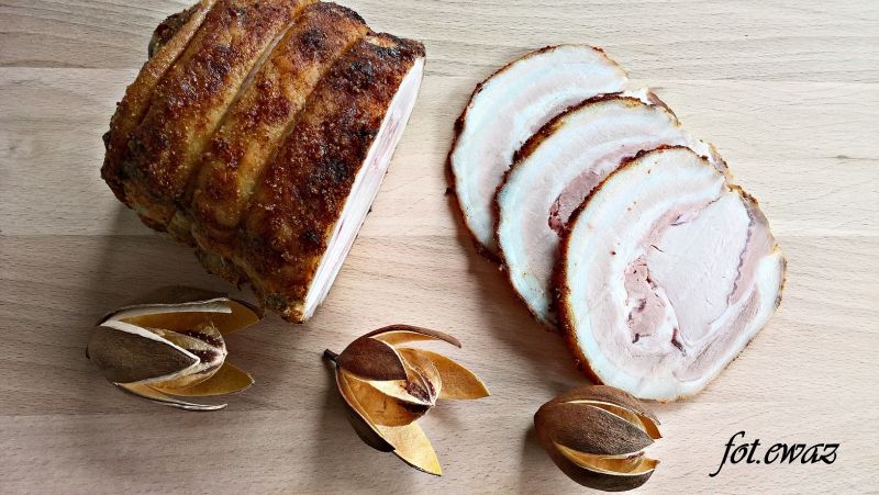 Pieczona rolada boczkowa