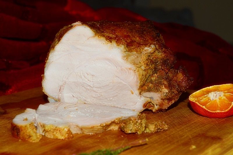 Pieczona szynka wieprzowa