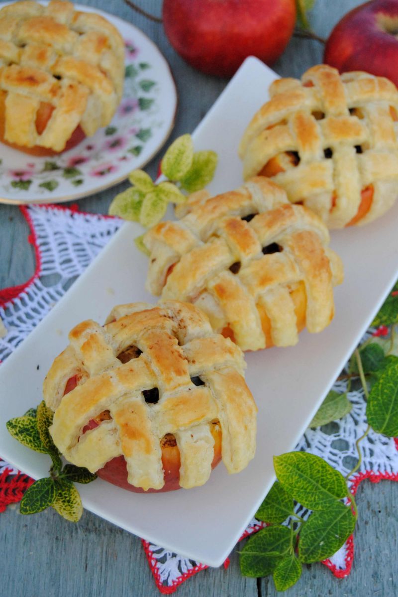 Pieczone jabłka z niespodzianką Pieczone jabłka z niespodzianką