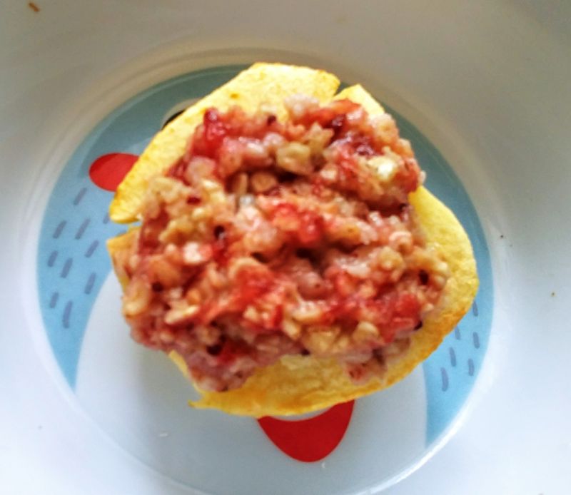 Pieczone jabłko z płatkami jęczmiennymi i żurawiną Pieczone jabłko z płatkami jęczmiennymi i żurawiną
