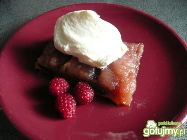 Pieczone jabłuszka na cieście francuskim